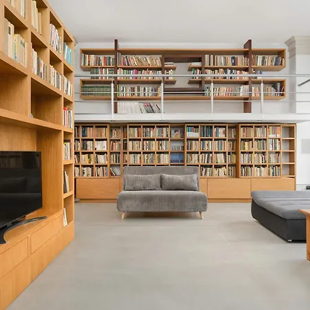 Unique And Bright Library Apartment Near Old Town In Wroclaw By Noclegi Renters Exterior photo